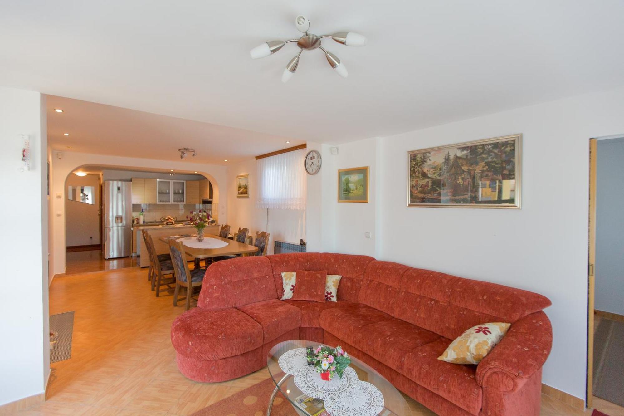 Apartments Mise Ogulin Esterno foto