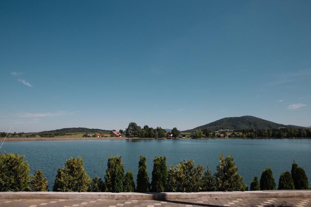 Apartments Mise Ogulin Esterno foto